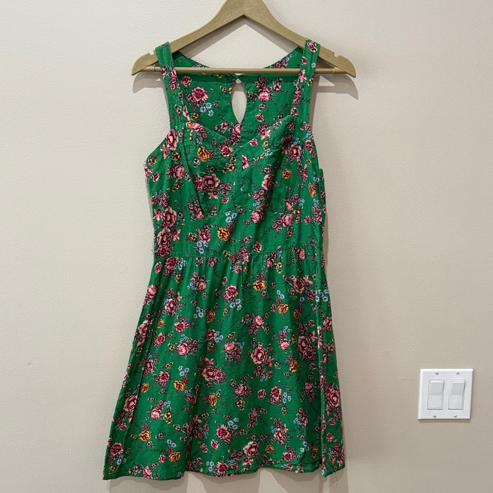 Farm Rio Green Floral Sweetheart Sleeveless Dress size G (large)